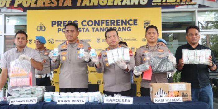Gerebek Rumah di Gunung Kaler, Polresta Tangerang Sita 37.700 Butir Tramadol-Hexymer 2 Bandar Diciduk