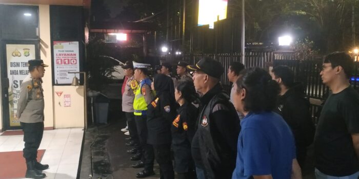 Cegah Kejahatan Malam Minggu, Polsek Tangerang Patroli Mobile Keliling Kota