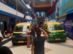 Kuliah "Unggul" Tapi Ekonomi Sulit, 80 Mahasiswa UMT Geruduk DPR RI Naik Angkot Cuma Modal Angkot Ciledug, Puluhan Mahasiswa UMT Nekat Demo Prabowo-Gibran ke DPR RI