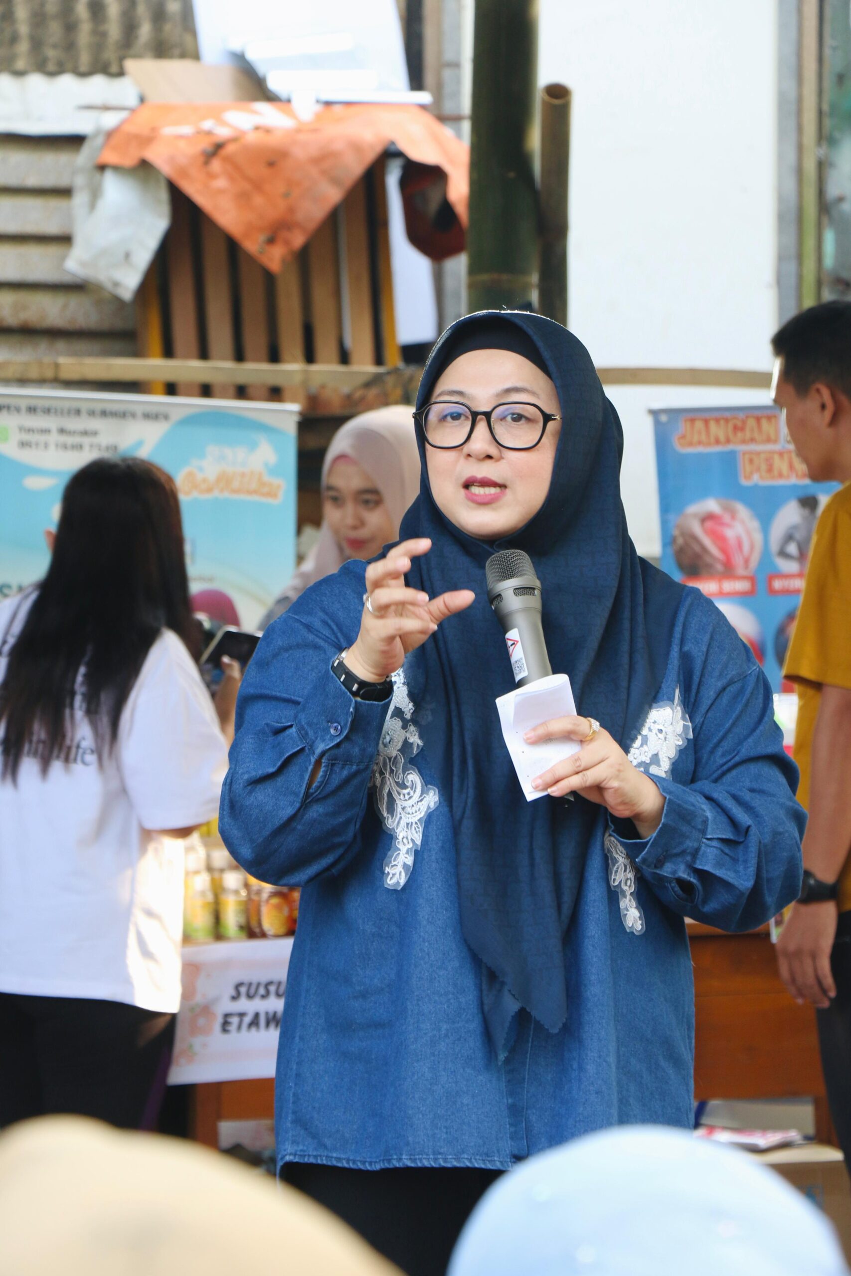 Wabup Tangerang Intan Nurul Hikmah pidato meresmikan Pasar Tradisional Sumur Gede Cipari Desa Ciakar Panongan