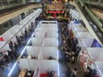 Puluhan booth perusahaan dan ribuan pencari kerja padati Job Fair Kota Tangerang 2026 di Mall Metropolis Town Square dengan 15.000 lowongan