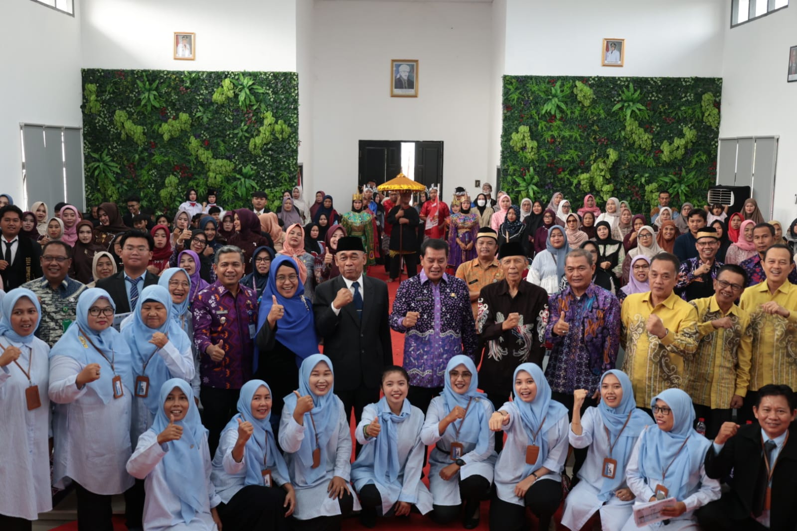 Bupati Tangerang Moch Maesyal Rasyid lepas purnasiswa SMK Satya Muda Gemilang 2026