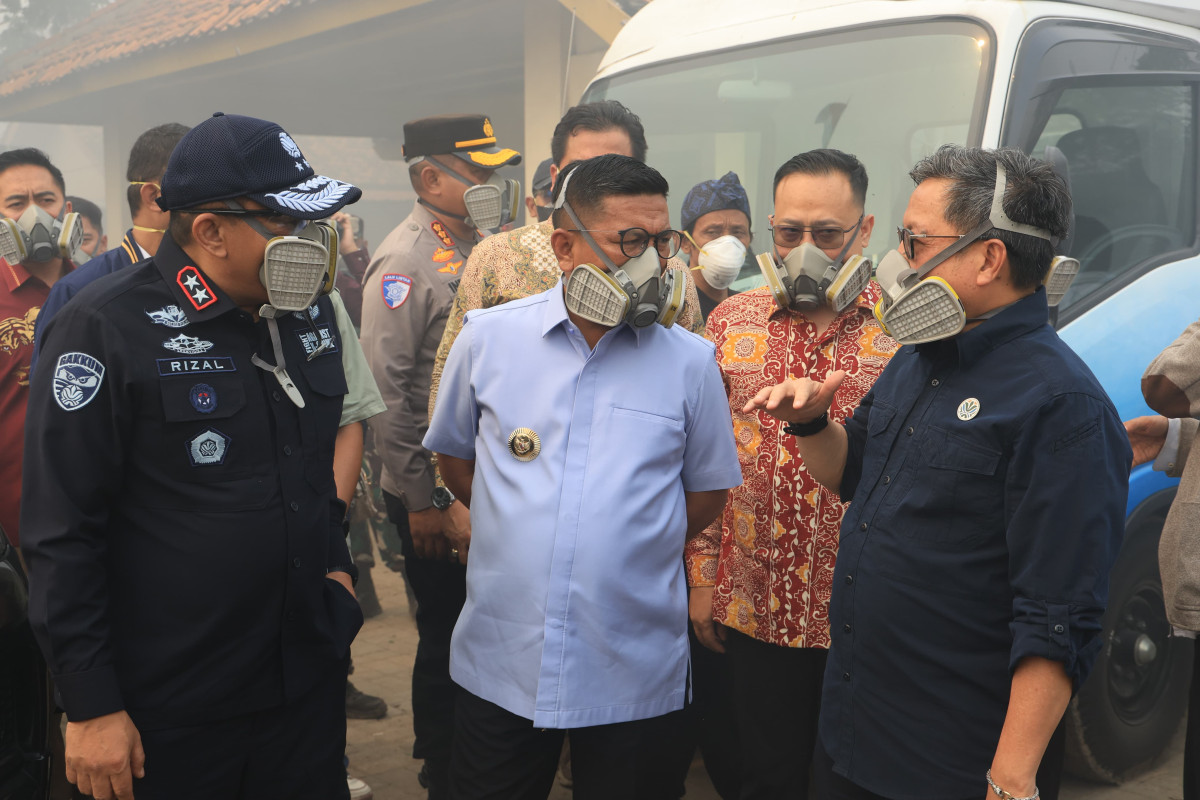 ndra Soni Kebakaran TPA Jatiwaringin Mauk Tangerang