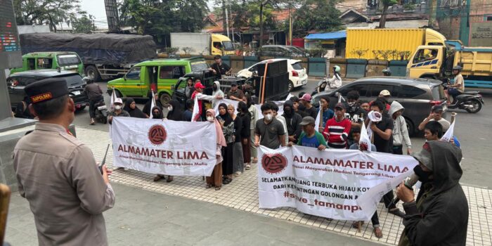Demo ALMAMATER LIMA Tangcity Mall RTH Taman Potret Kota Tangerang