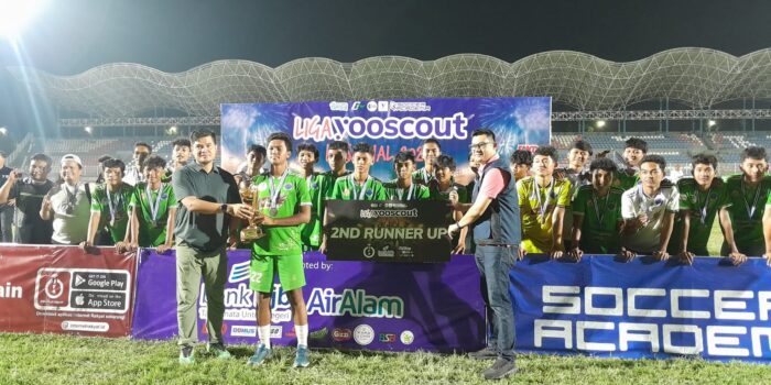 FU15 FA Kota Tangerang menerima penghargaan Runner Up U-17 Liga Yooscout 2026.`
