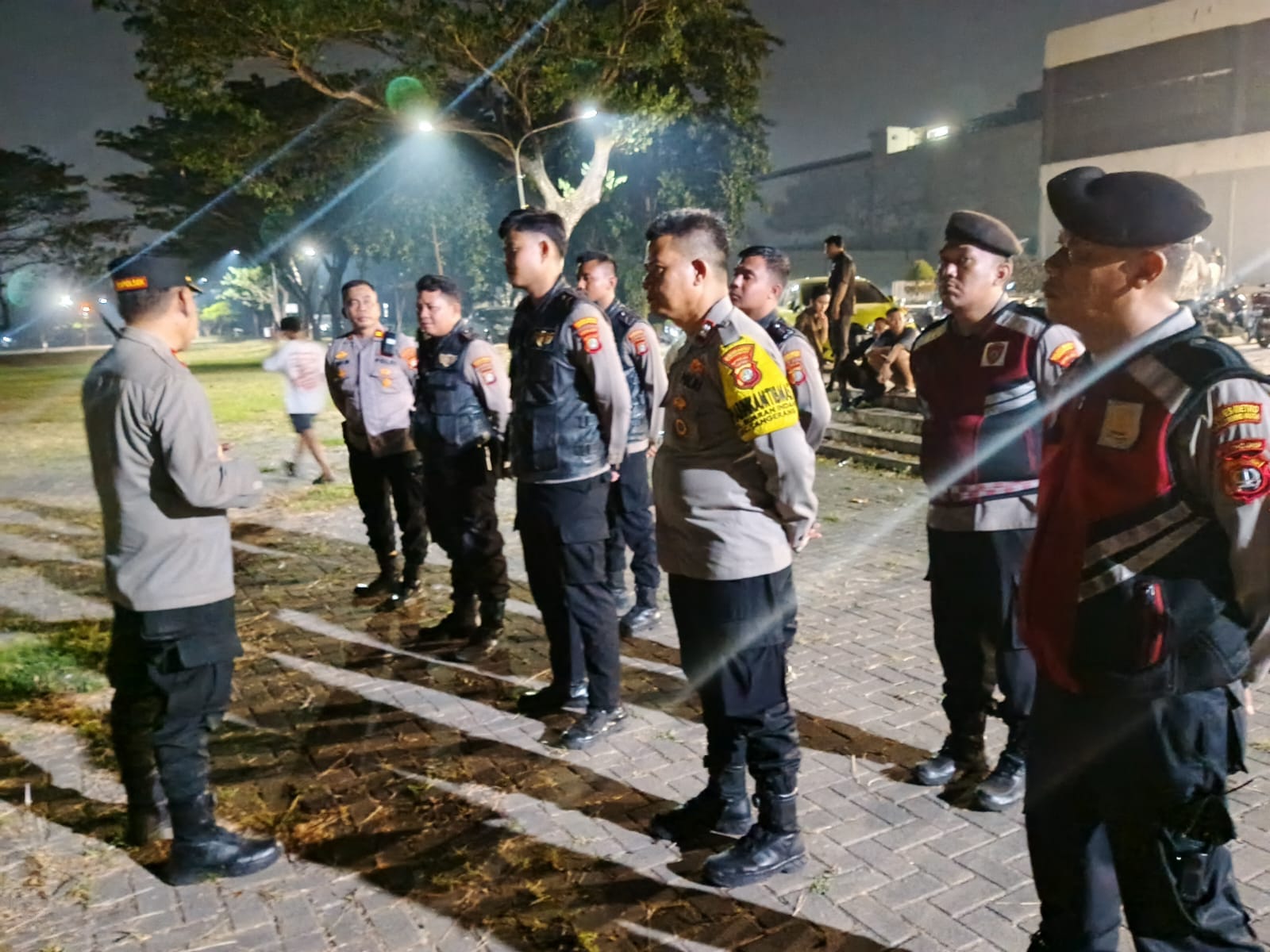 Apel pengamanan gabungan TNI Polri untuk acara Temu Kangen Family Plat K