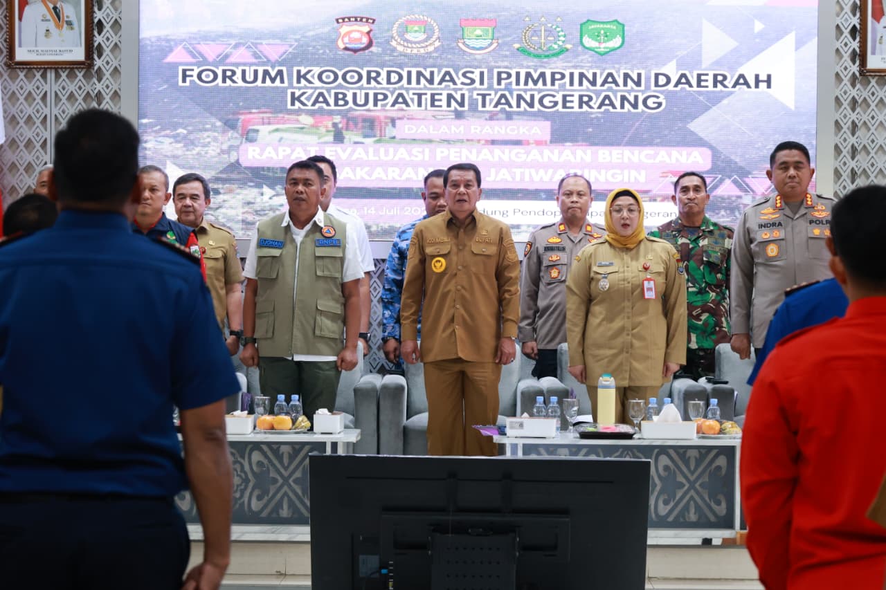 Bupati Maesyal Rasyid pimpin Forkopimda evaluasi pascakebakaran TPA Jatiwaringin