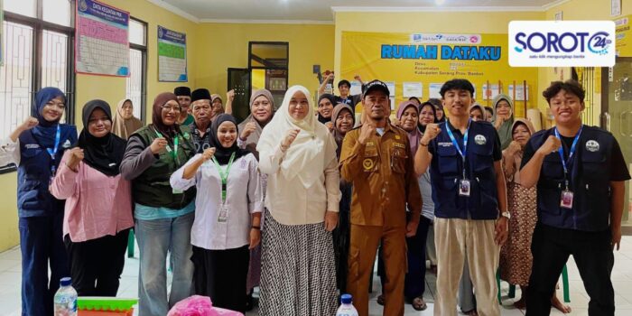 KKM Kelompok 38 Latih UMKM Desa Mekar Baru Soal Usaha dan Sertifikasi Halal