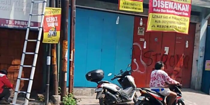 Kios di Duga Lokasi Penjualan Obat Keras Mendadak Tutup Setelah Kedatangan Awak Media 