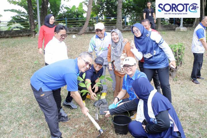 sachrudin tanam pohon kampung berkelir fescis 2026