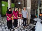 KKM (Kuliah Kerja Mahasiswa) Kelompok 2 Bidang 2 Ikuti Proses Produksi Ice Kristal Pancuran Mas