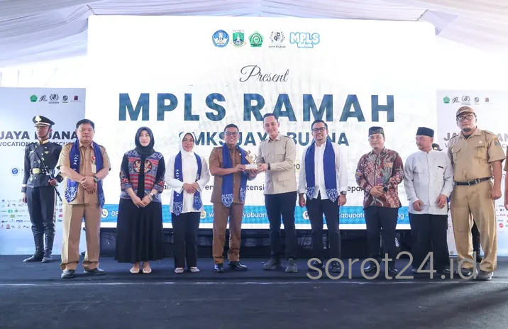 Dari Kresek ke China. SMK Jaya Buana buktikan sekolah swasta bisa lahirkan siswa berprestasi lewat Sekolah Gratis