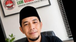 Lembaga Swadaya Masyarakat Geger (LSM GEGER) Banten Bikin Geger,Gelar Aksi di DPMPTSP dan DPRD Kota Serang