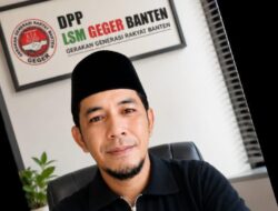 Lembaga Swadaya Masyarakat Geger (LSM GEGER) Banten Bikin Geger,Gelar Aksi di DPMPTSP dan DPRD Kota Serang