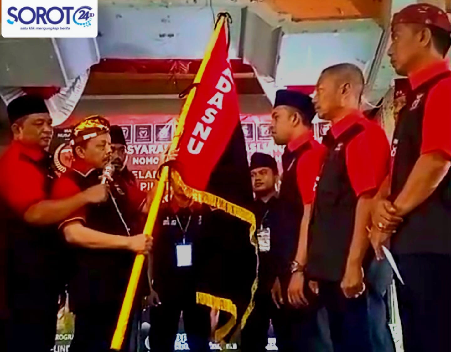 Pengurus Madas Nusantara DPW Bali berfoto bersama usai pelantikan