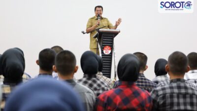 Bupati Maesyal berpidato di depan peserta Paskibraka Kabupaten Tangerang