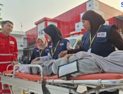 PMI Kota Tangerang Latih Calon Relawan KSR Unma Tangani Kegawatdaruratan