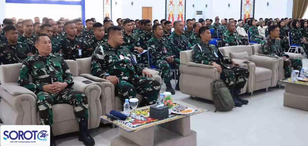 Personel Lanud Dhomber pengarahan hukum